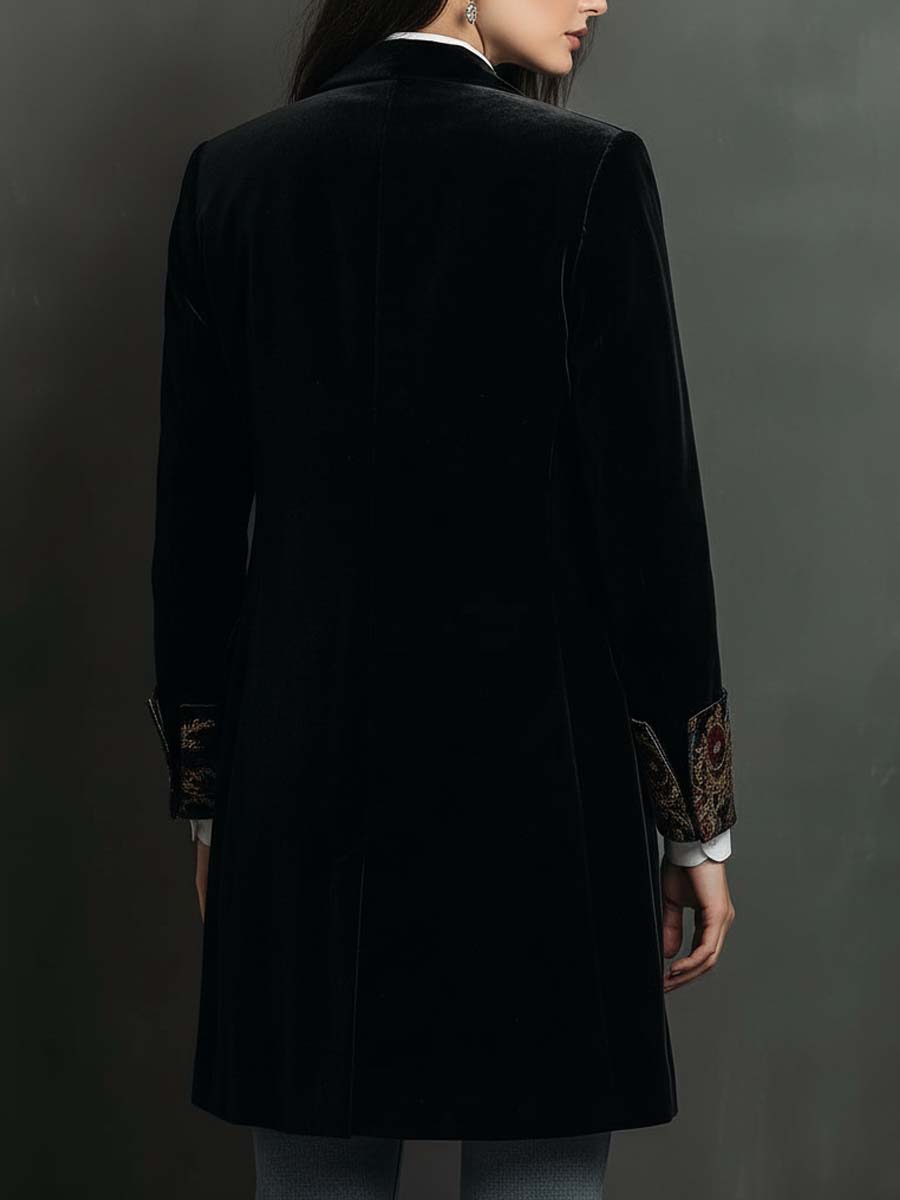 LÉONTINE | BLAZER NEGRO ENTALLADO CON ESTAMPADO BARROCO