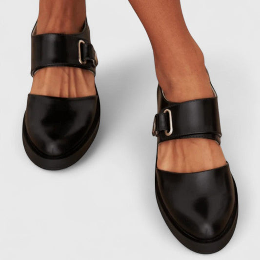 ISABELLE | ZAPATOS MERCEDITAS ANCHOS CON HEBILLA