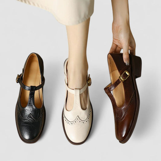 MARGOT | ZAPATOS CON CORREA EN T Y PERFORACIONES