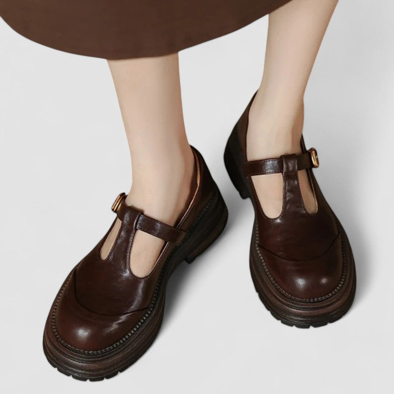 CHLOÉ | ZAPATOS CON CORREA EN T Y SUELA DENTADA