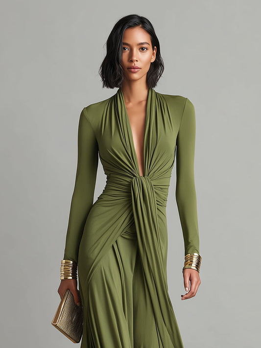 SOLÈNE | VESTIDO LARGO DE SEDA VERDE OLIVA CON ESCOTE EN V PROFUNDO