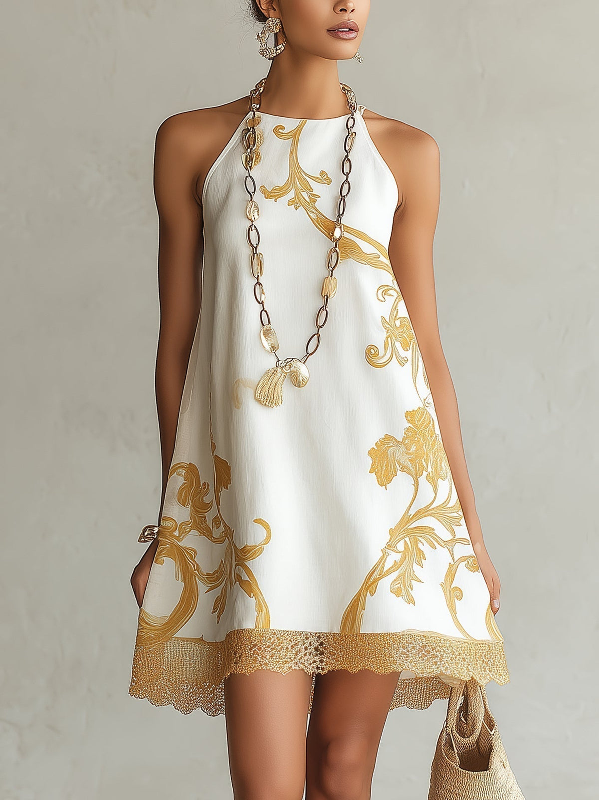 HÉLOÏSE | VESTIDO CORTO DE ENCAJE BLANCO CON MOTIVOS DORADOS