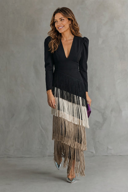 CLARA | VESTIDO MIDI ELEGANTE CON MANGAS DE FLECOS