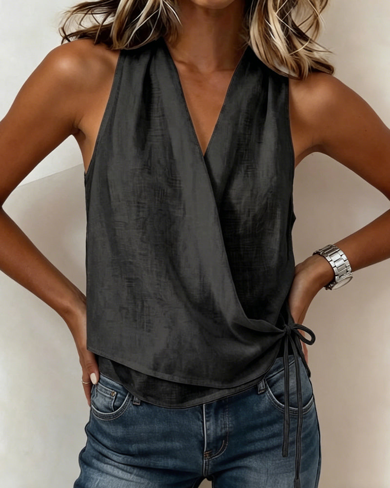 BLUSA LISA SIN MANGAS ESCOTE LAZO CUELLO