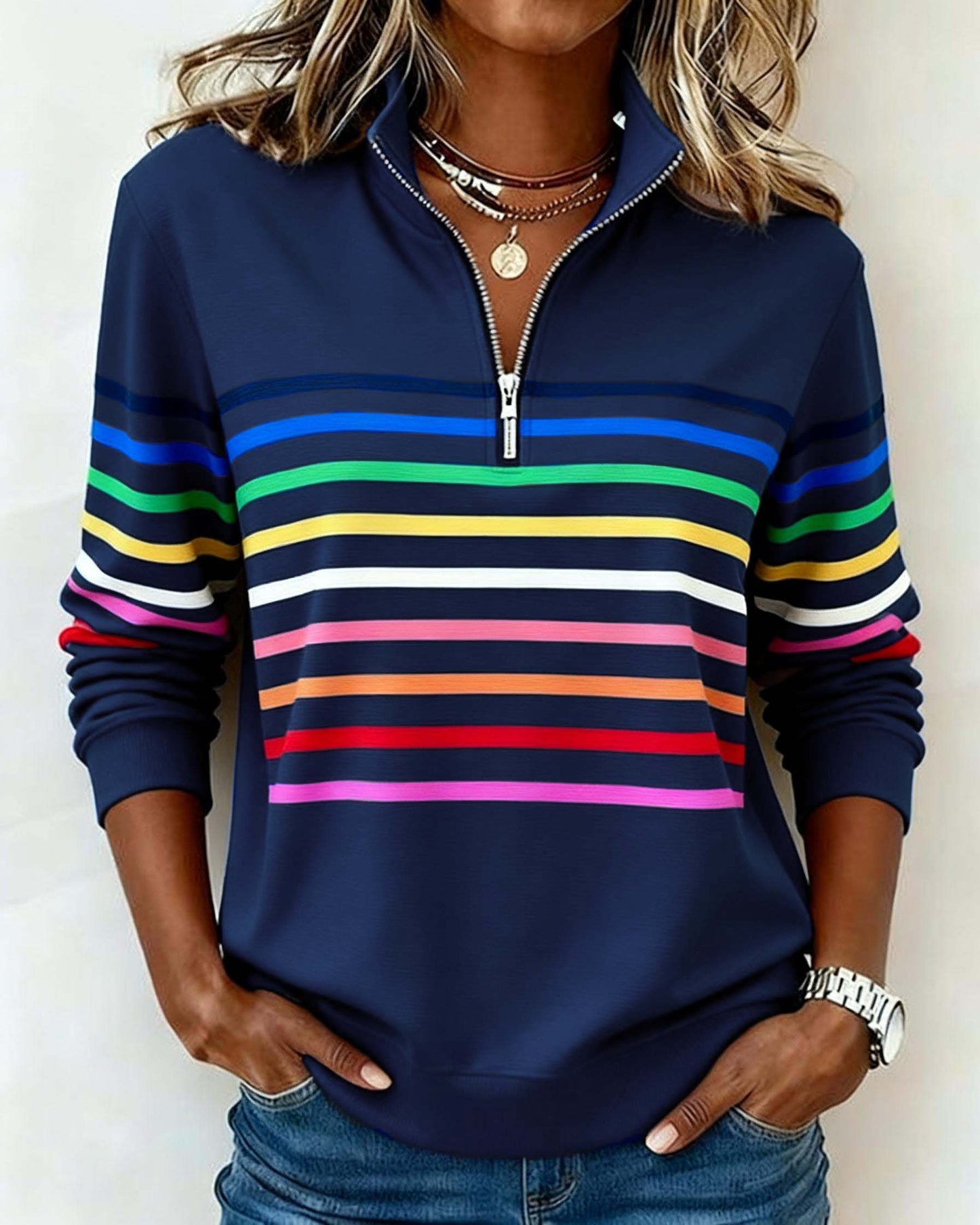 SUDADERA CON CUELLO CON CREMALLERA CON MITAD CON RAYAS ARCOÍRIS MODERNO