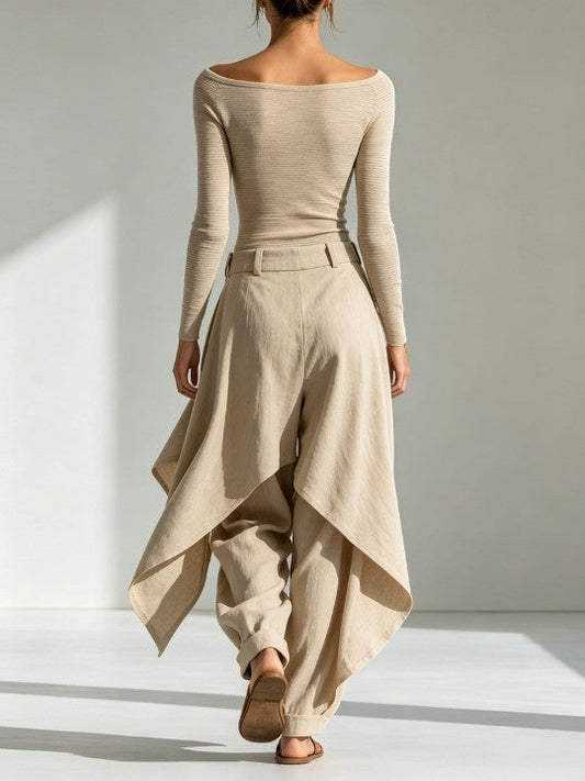 DELPHINE | CONJUNTO DE TOP BEIGE CON ESCOTE BARCO Y PANTALÓN ANCHO DE VOLANTES