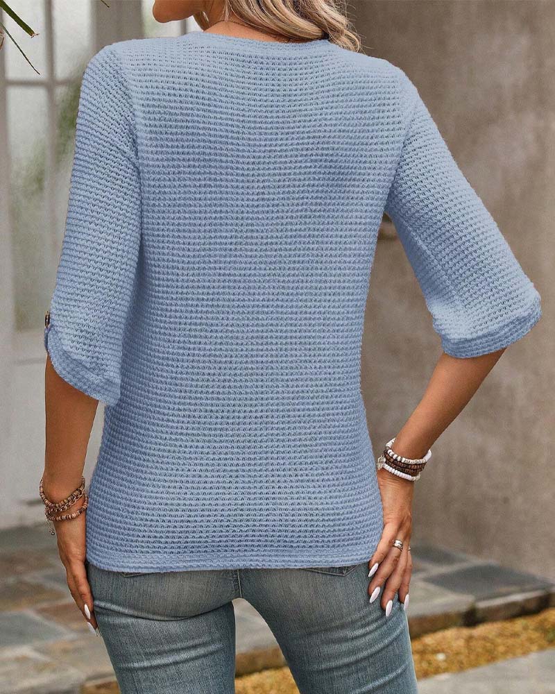TOP CON ESTAMPADO GOFRE LISO CUELLO REDONDO