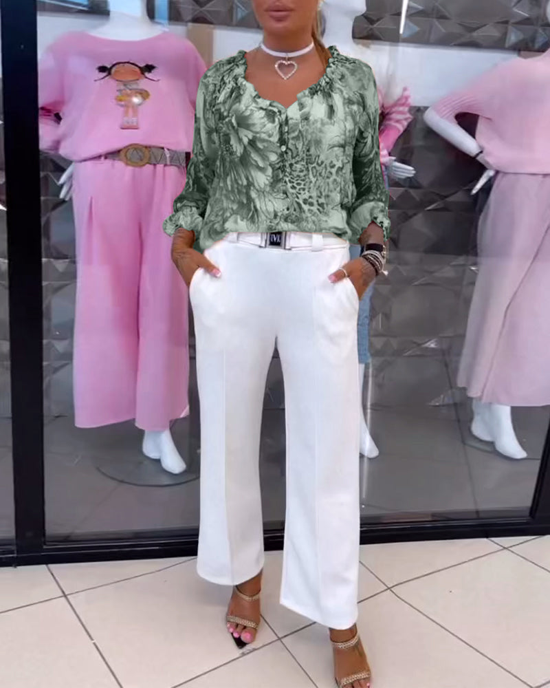 BLUSA CUELLO DE V ESTAMPADO FLORAL