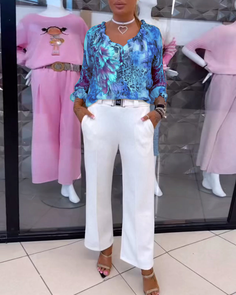 BLUSA CUELLO DE V ESTAMPADO FLORAL
