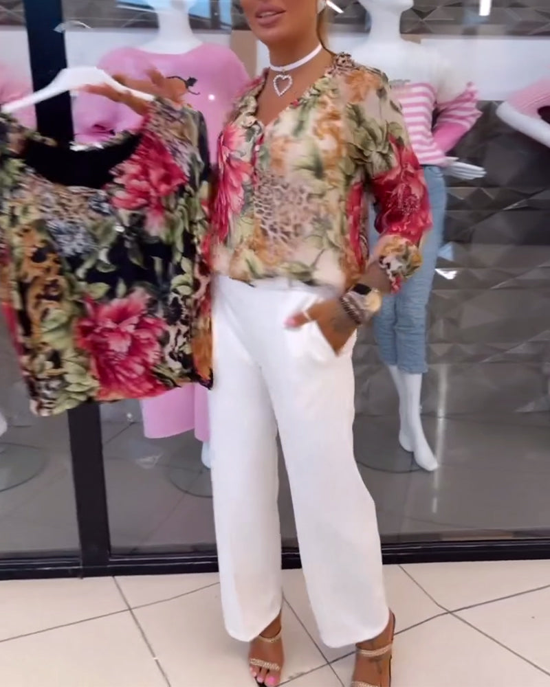 BLUSA CUELLO DE V ESTAMPADO FLORAL