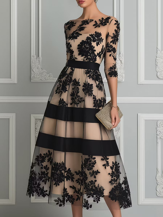 VESTIDO ELEGANTE DE CORTE ENCAJE NEGRO