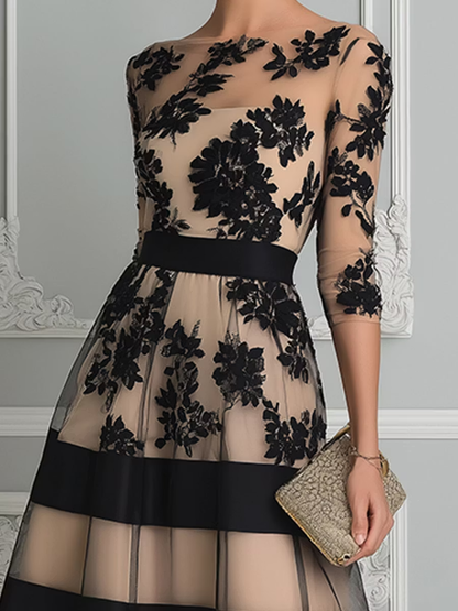 VESTIDO ELEGANTE DE CORTE ENCAJE NEGRO