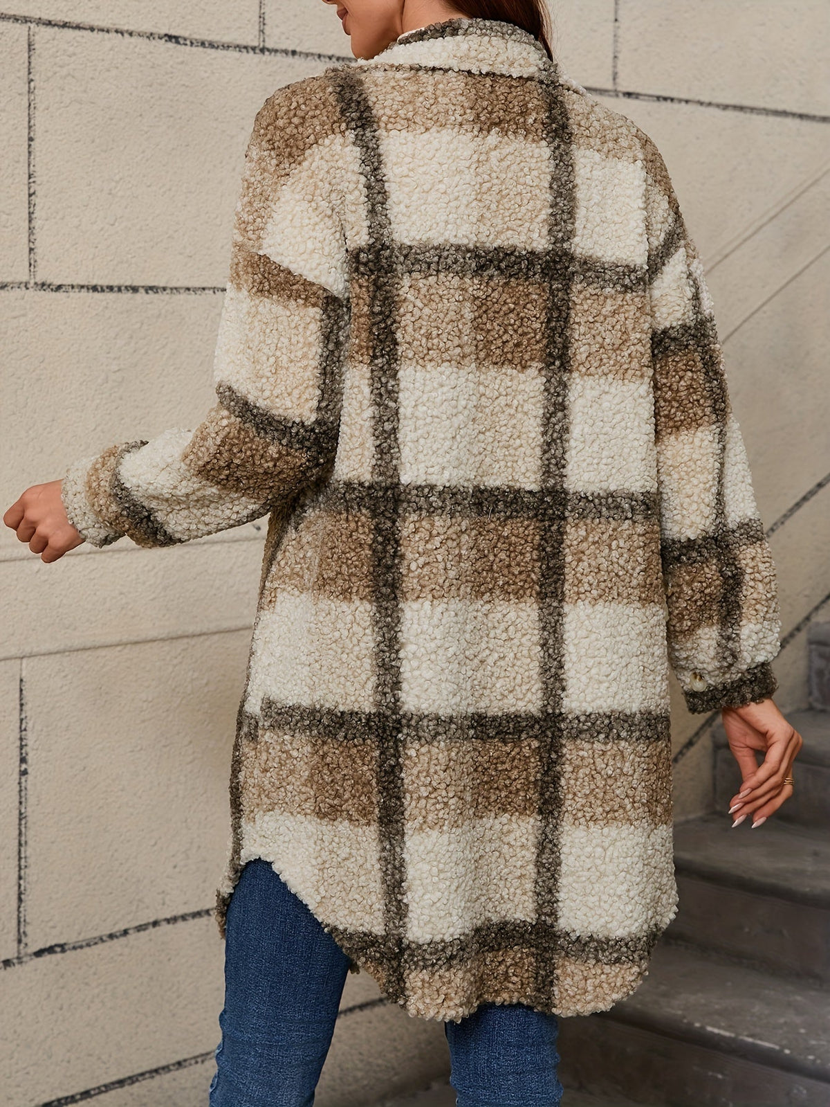 AMARA | CHAQUETA SUAVE DE PELUCHE