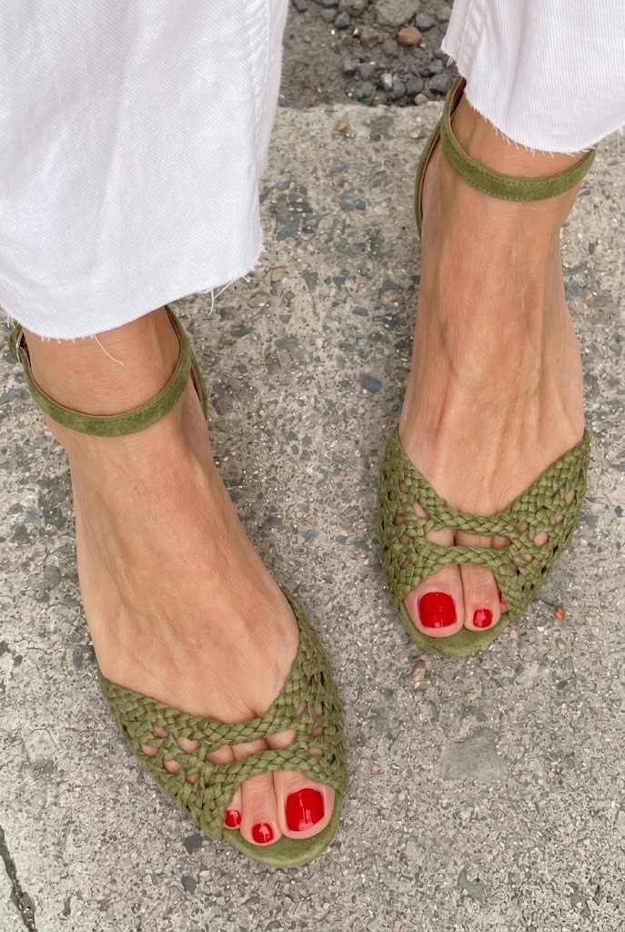 ISADORA™ | SANDALIAS DORADAS TRENZADAS