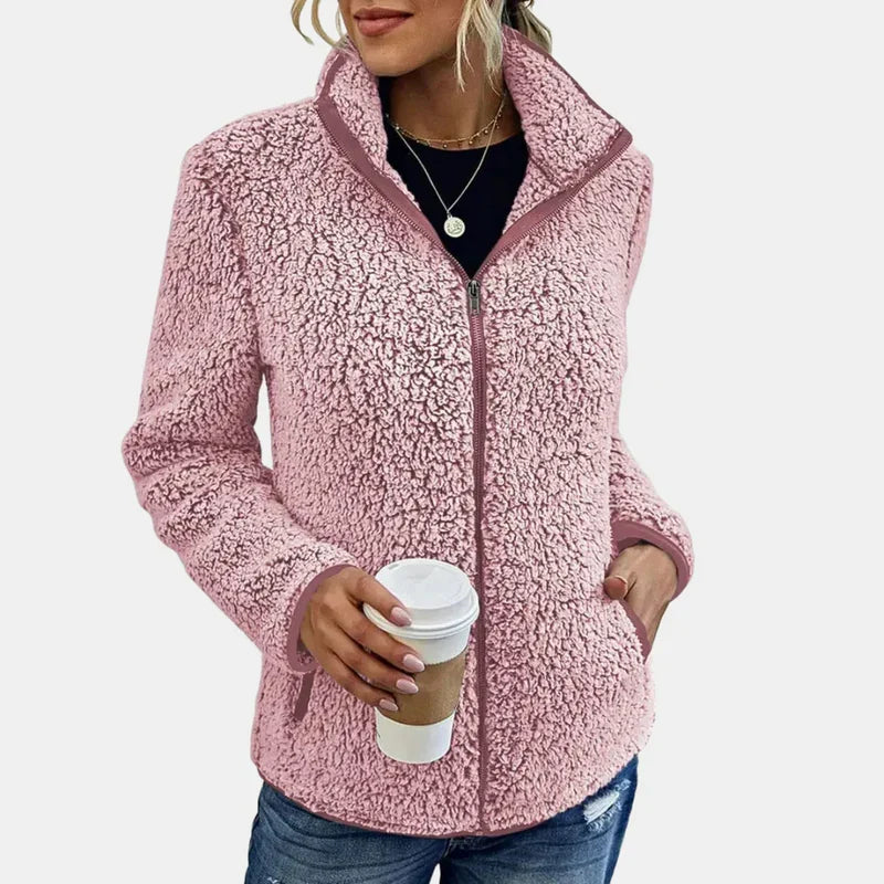 EVIE | CHAQUETA ELEGANTE DE PELUCHE