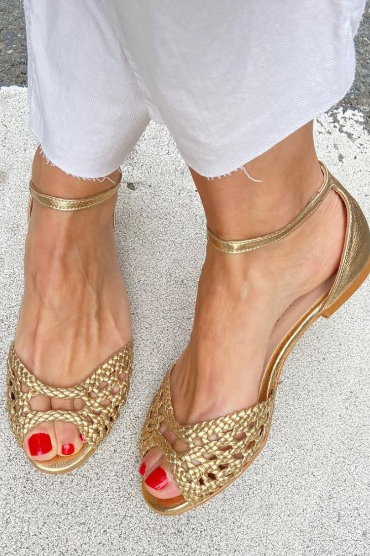 ISADORA™ | SANDALIAS DORADAS TRENZADAS