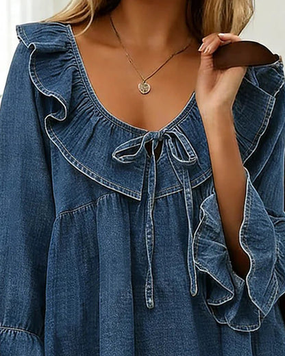 BLUSA CON LAZO CON VOLANTES DE DENIM CUELLO REDONDO