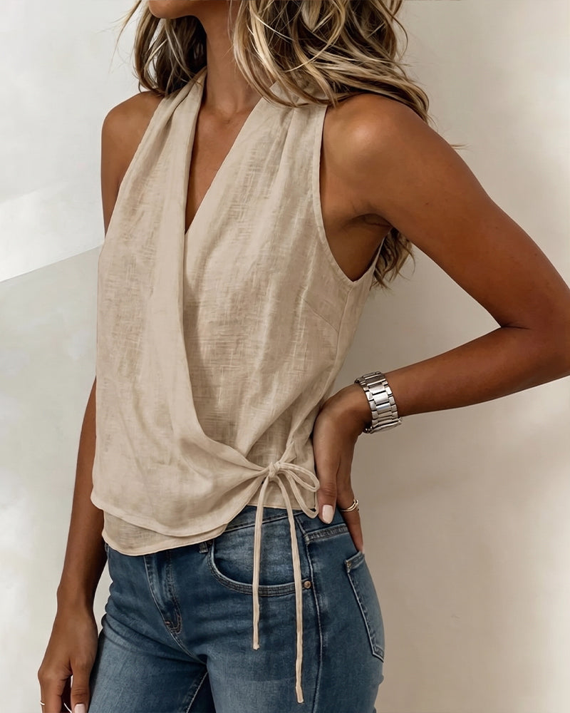 BLUSA LISA SIN MANGAS ESCOTE LAZO CUELLO