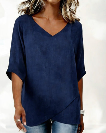 TOP BAJO ASIMÉTRICO LISO CUELLO DE V