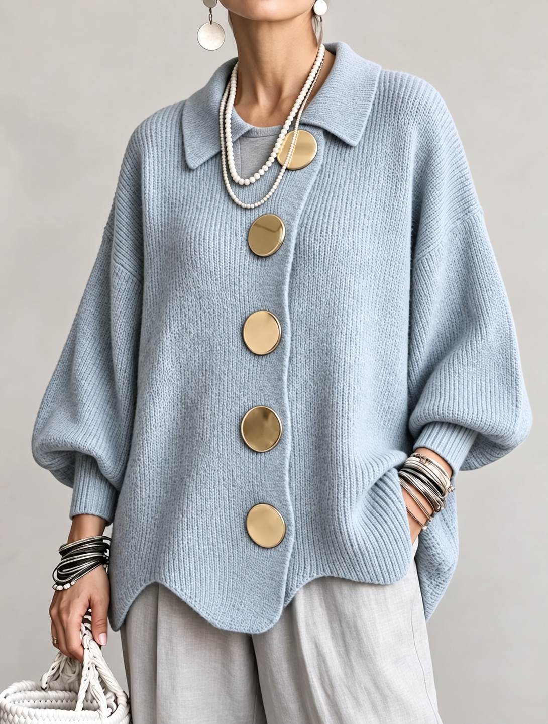 ISADORA | CÁRDIGAN OVERSIZE CON CUELLO Y GRANDES BOTONES METÁLICOS