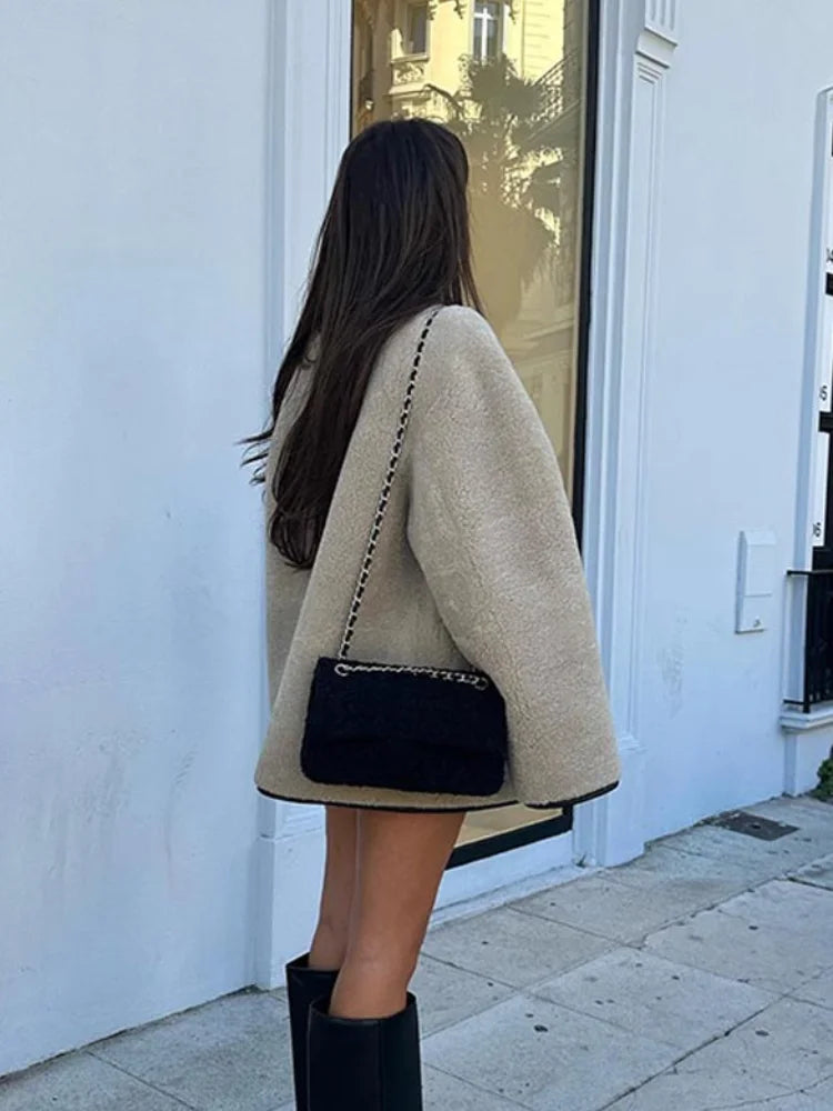 NICOLE | CHAQUETA ELEGANTE DE LANA