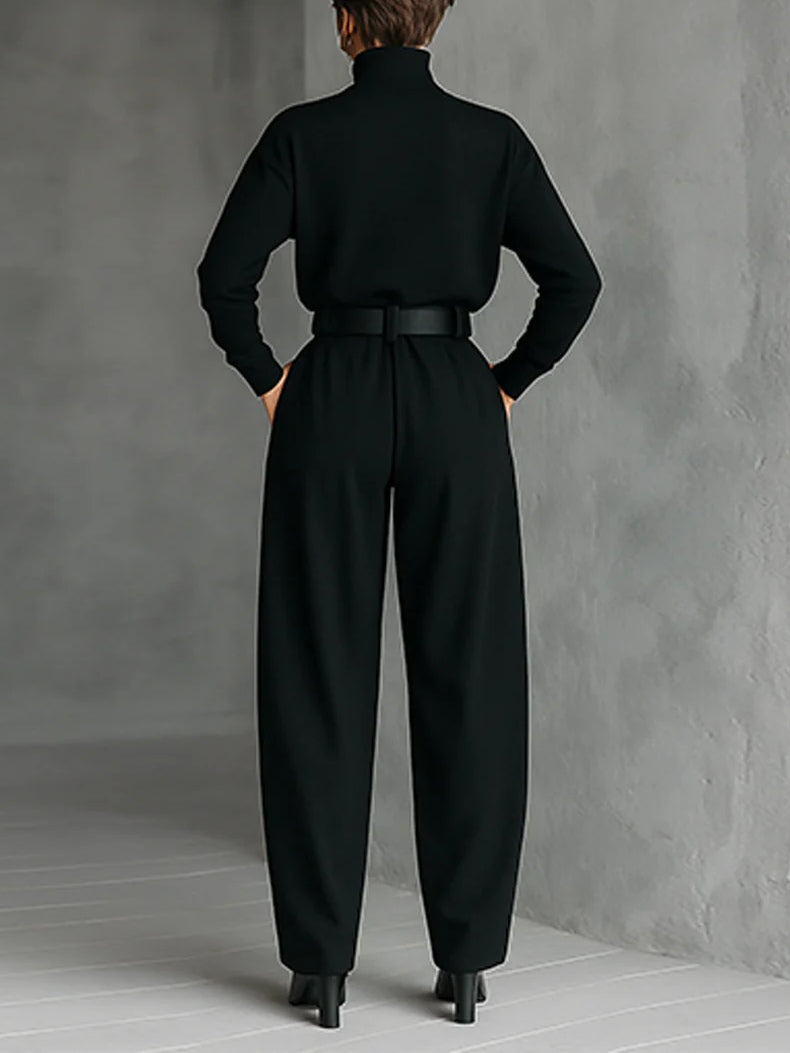 NOËLLA | CONJUNTO NEGRO DE TOP DE CUELLO ALTO Y PANTALÓN RECTO