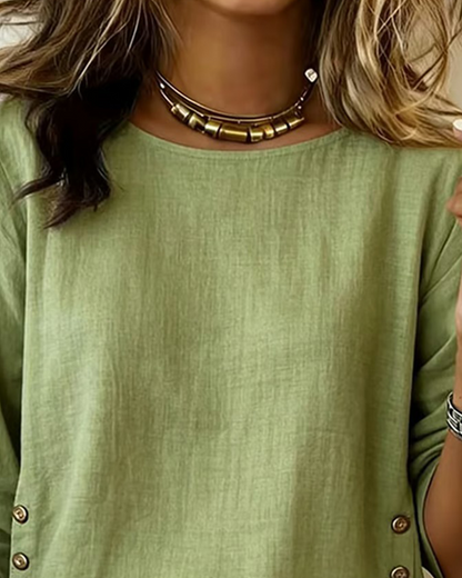 TOP CASUAL CUELLO REDONDO DISEÑO BOTÓN