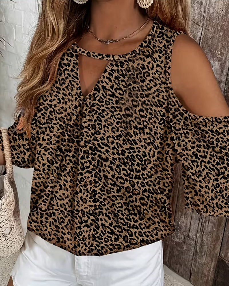 BLUSA ESTAMPADO DE LEOPARDO HOMBROS DESCUBIERTOS MODERNO