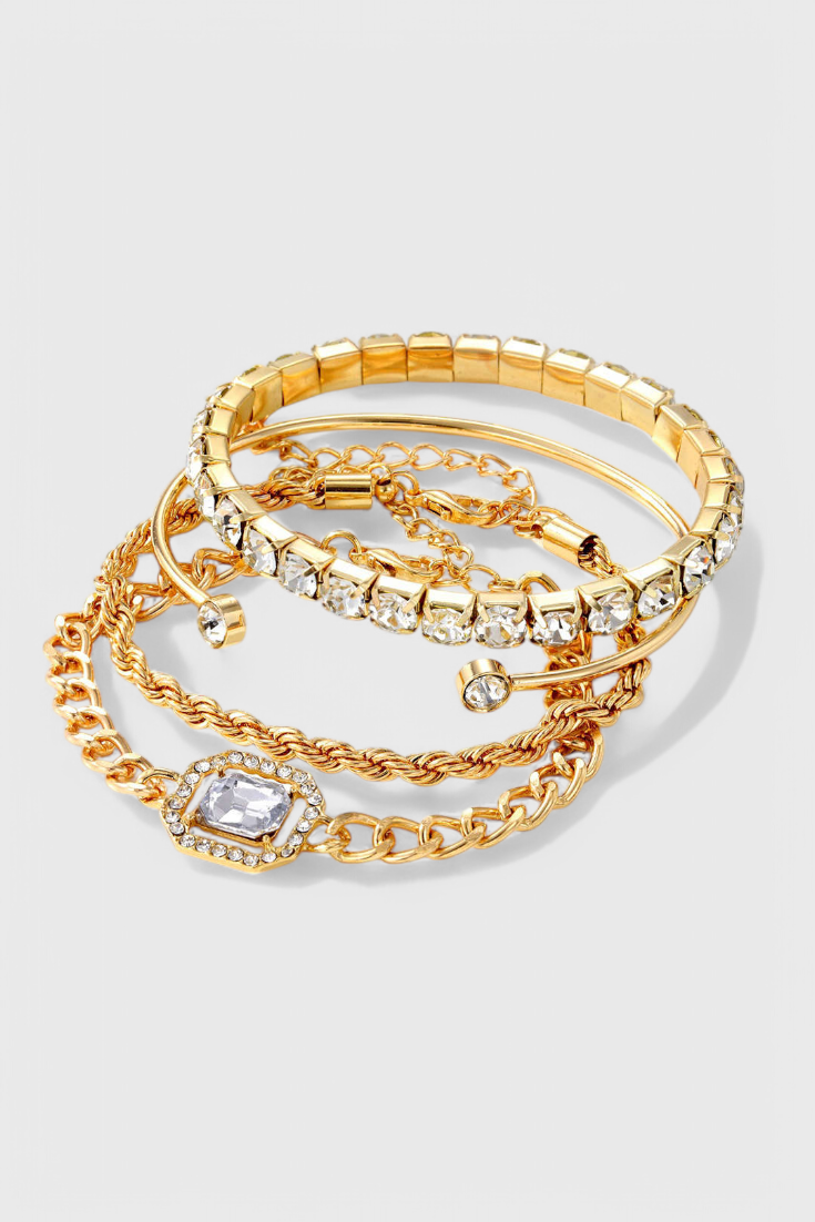 Conjunto de Pulseras con Tachuelas