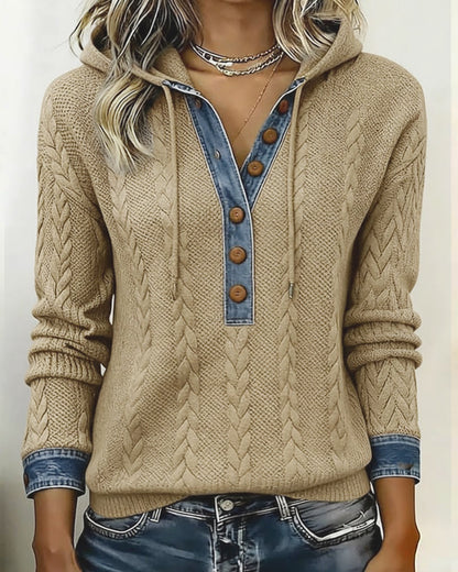 SUDADERA CON CAPUCHA CON CORTE DE COLOR Y BOTONES