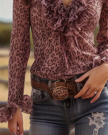 BLUSA CON VOLANTES CUELLO DE V ESTAMPADO DE LEOPARDO
