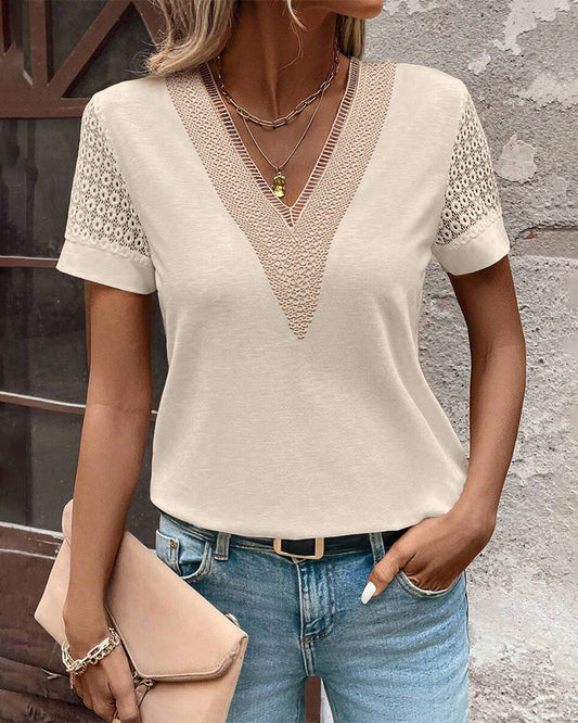 CAMISETA ESCOTE DE V ENCAJE