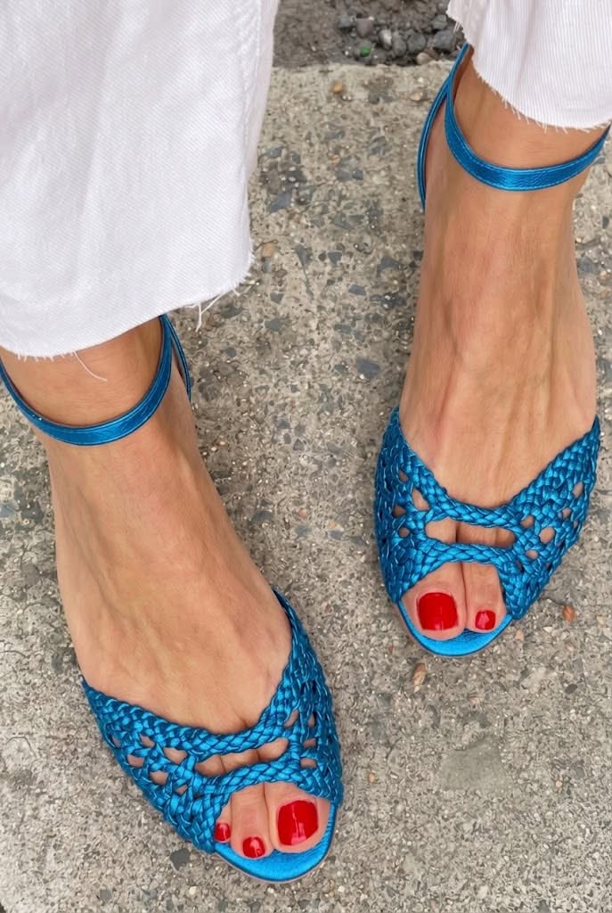 ISADORA™ | SANDALIAS DORADAS TRENZADAS