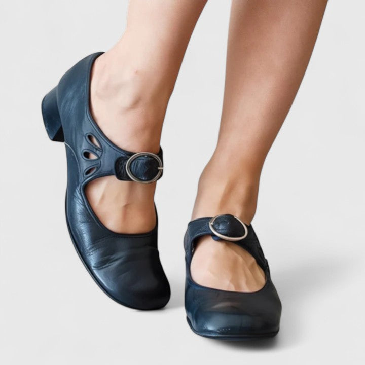 LÉA | ZAPATOS MERCEDITAS RETRO CON HEBILLA REDONDA